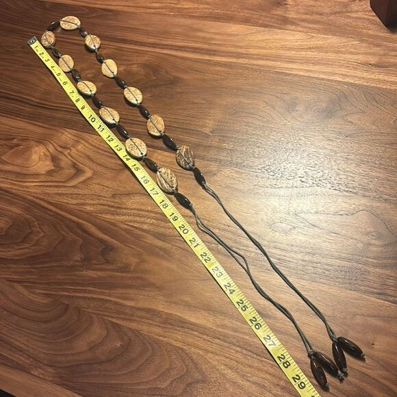 Shell Belt with Brown and Black Accents (Large?) - Picture 3 of 3